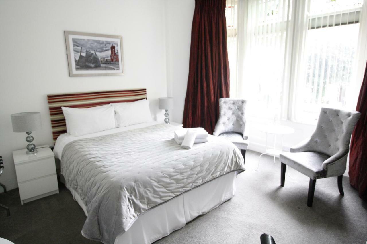 Church Guesthouse คาร์ดิฟฟ์ ภายนอก รูปภาพ